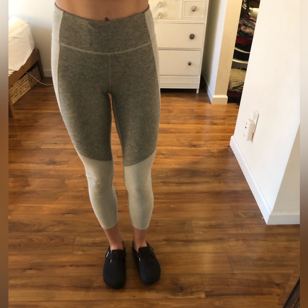 Outdoor Voices ‘Warmup 3/4 Legging’ in dove/ash grey, size small
